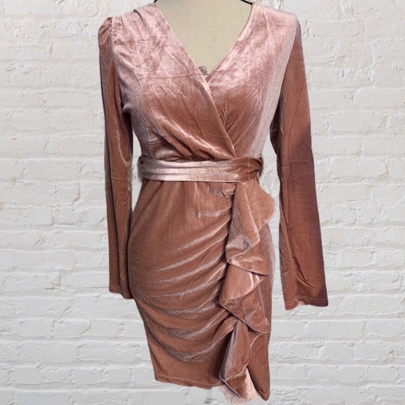 ❌DONATED❌Blush Pink Crushed Velvet Ruffled Detail Tie Waist Lined Dress - Picture 5 of 14